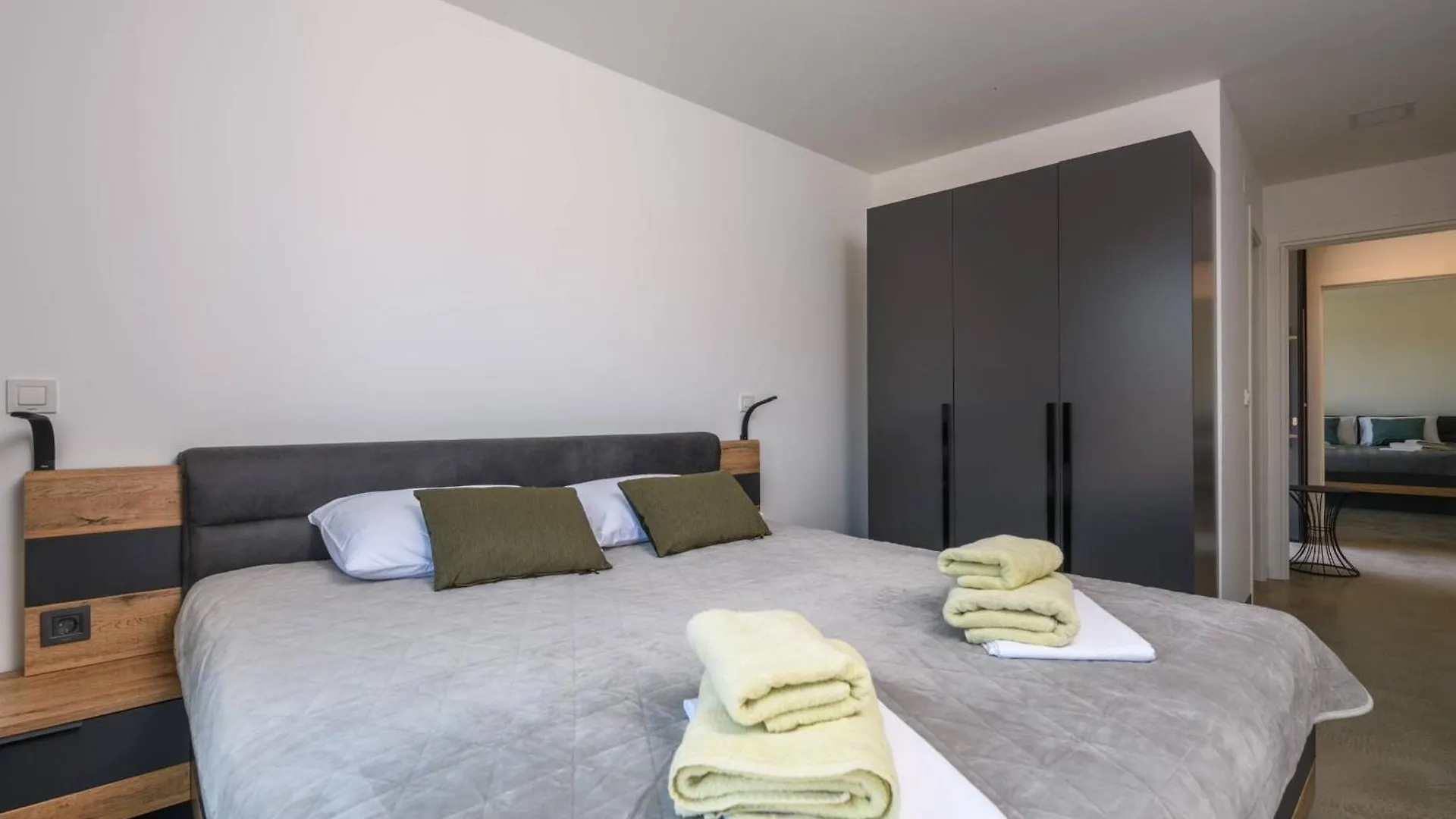 Ferienhaus In Vintijan Mit Privatem Pool 0*,